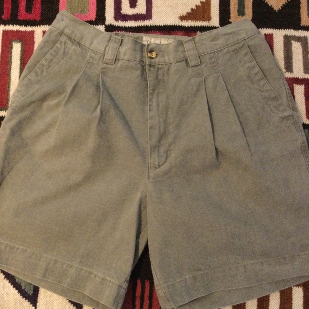 Men's Classic Pleated 100% Cotton Shorts